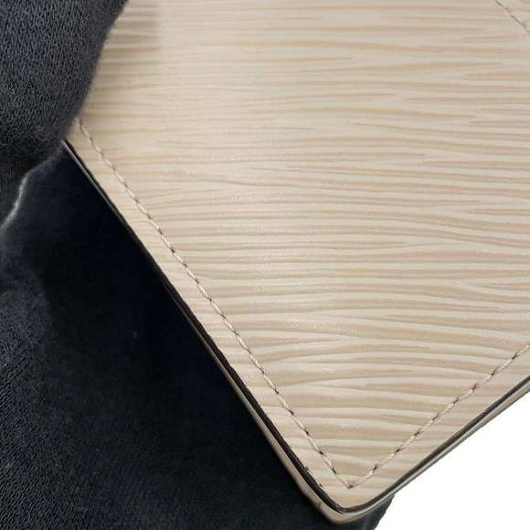 Louis Vuitton Epi Card Case WALLET - Picture 10 of 14